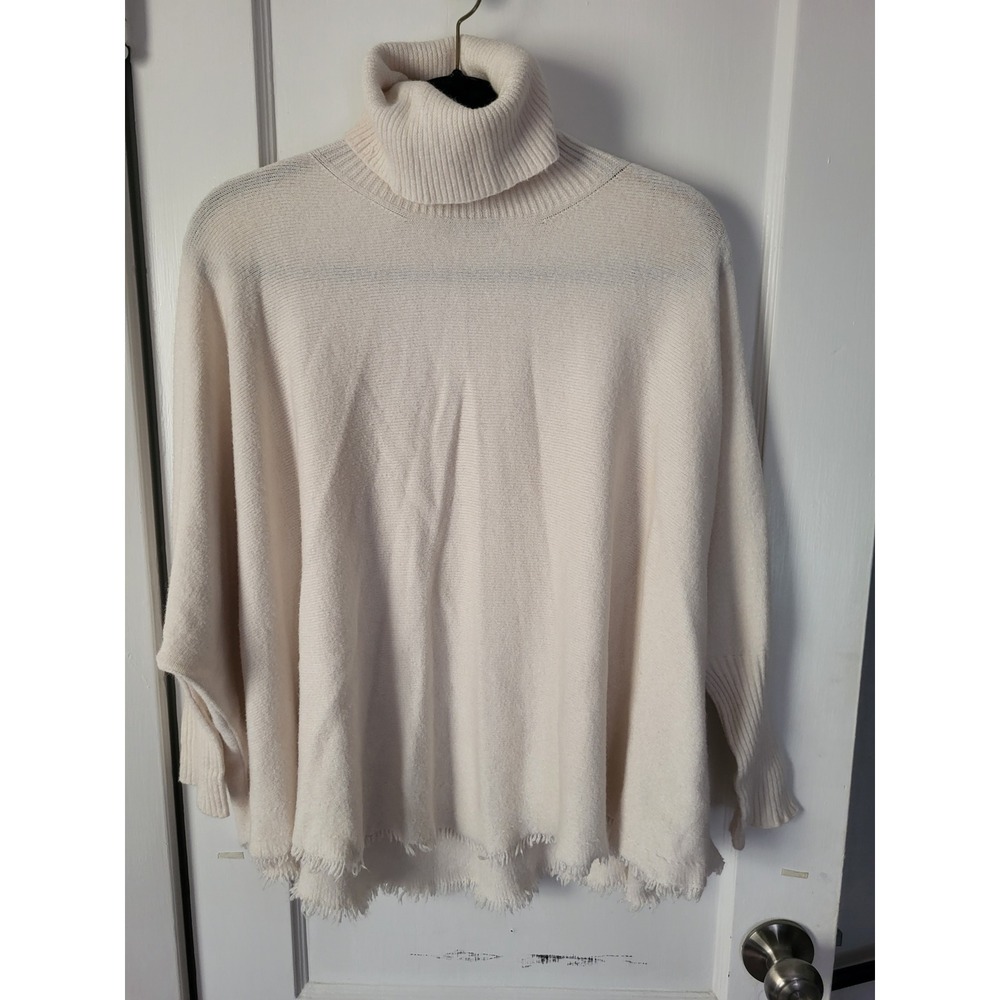 Qore cream sweater‎ poncho one size